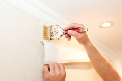Pose de papier peint à la Croix-en-Brie — revêtements muraux et toiles de verre
